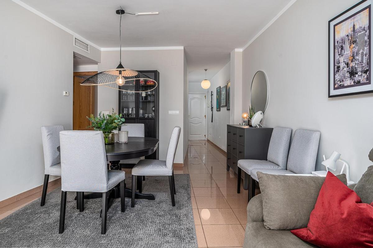 Rubarsal 1E Menyber Apartman Nerja Kültér fotó